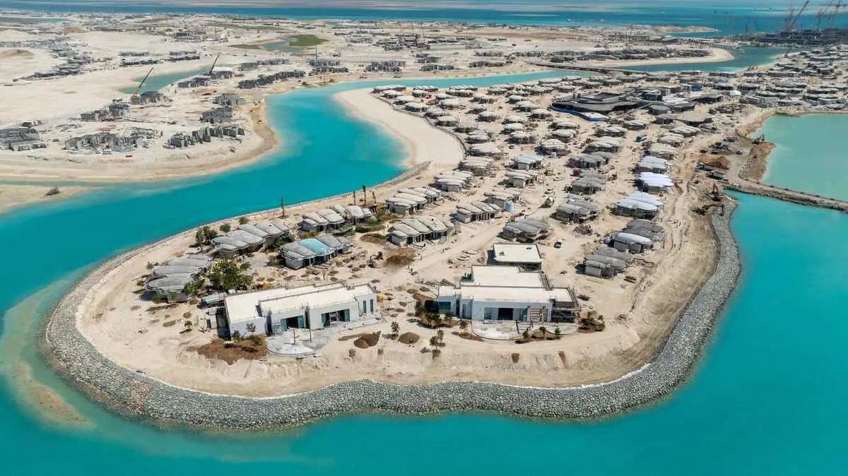 جزيرة شورى الجديدة تفتتح بـ 3 منتجعات فاخرة من البحر الأحمر الدولية