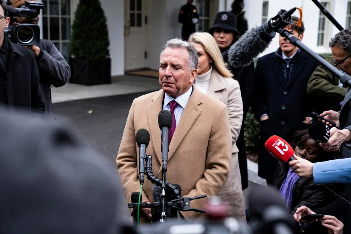 ستيف ويتكوف المبعوث الأمريكي الخاص للشرق الأوسط يتحدث للصحفيين أمام البيت الأبيض