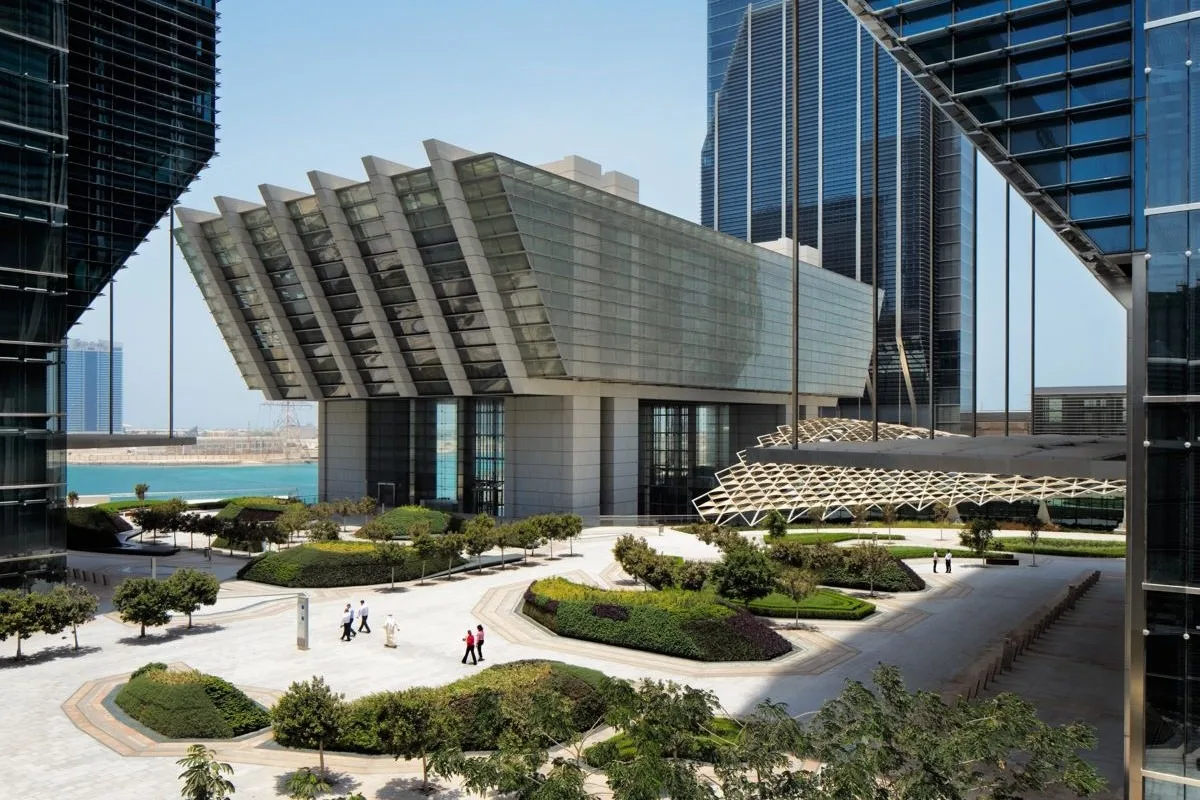 افتتاح مكتب عالمي جديد لـ “آدامز ستريت” في العاصمة الإماراتية