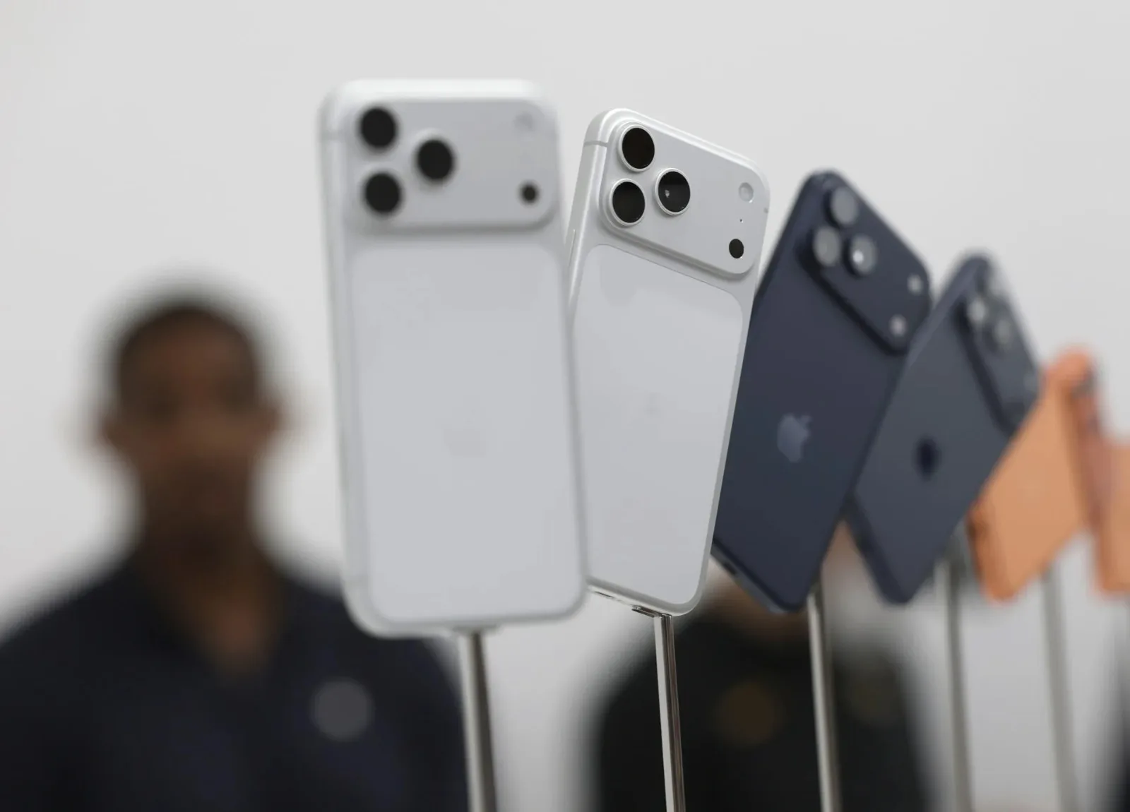 تحديث iOS 26 على آيفون