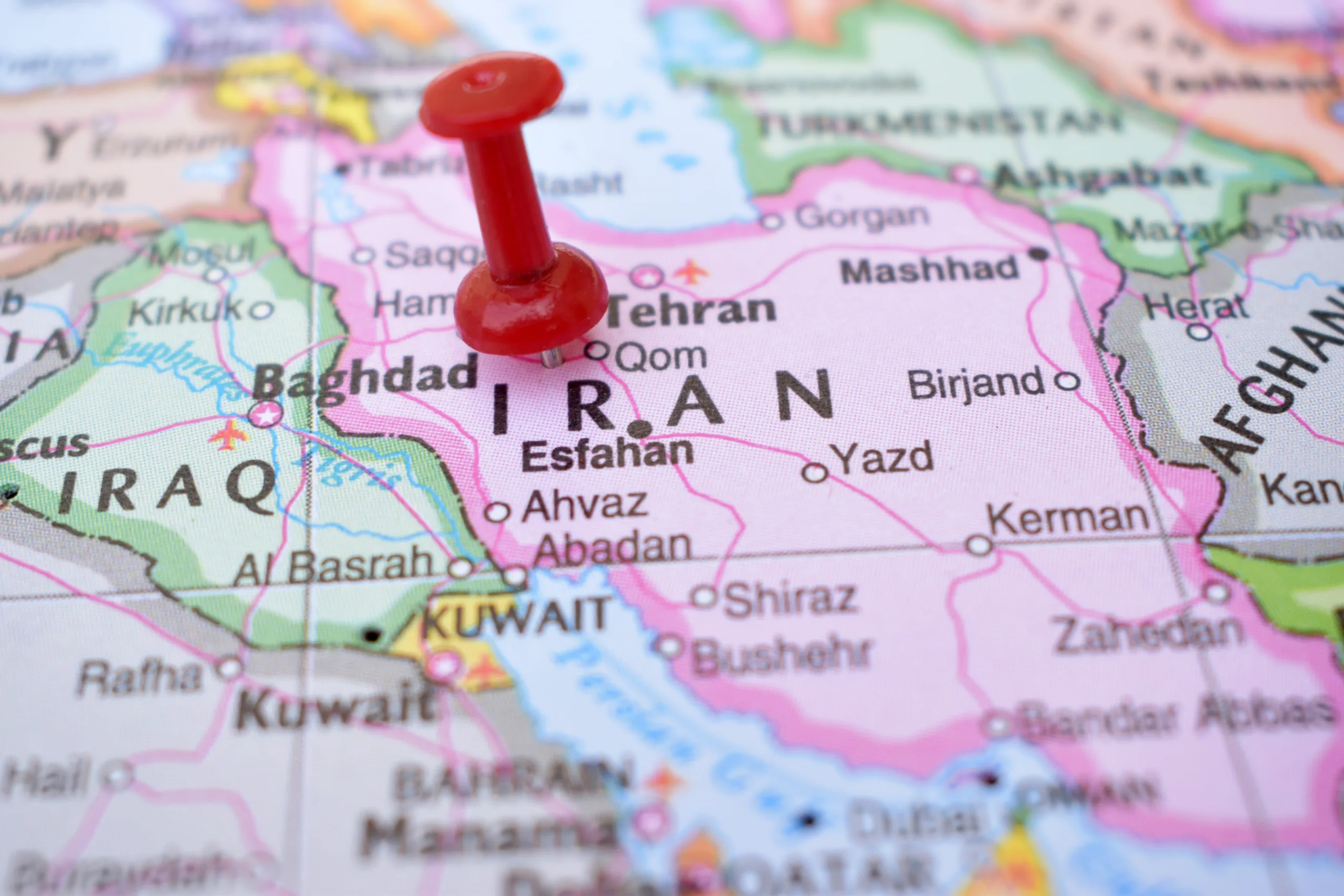 عقوبات أمريكية جديدة على إيران.. أفراد وكيانات يمولون الجيش