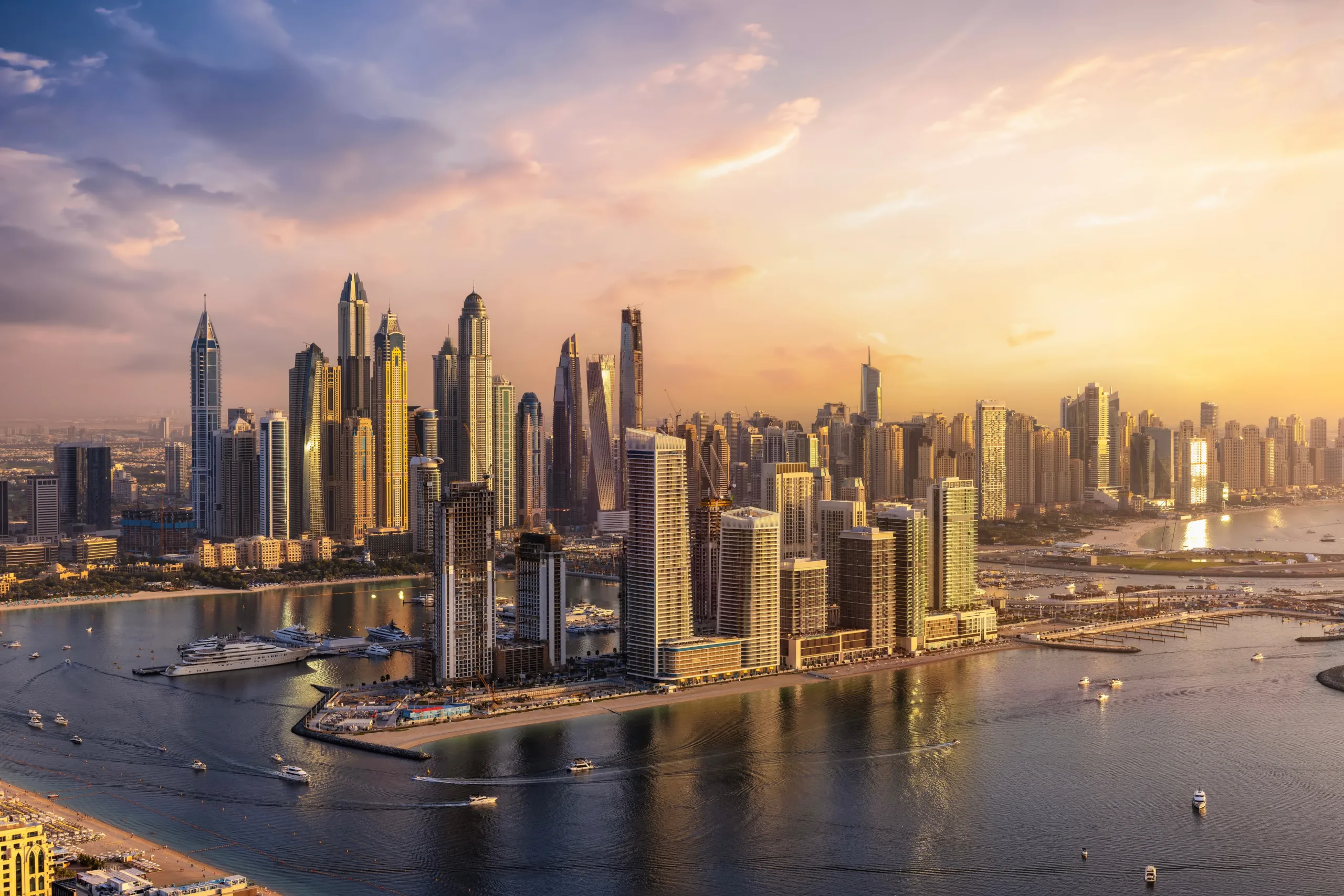 تقرير موديز يؤكد استقرار سوق التشييد السكني في الإمارات