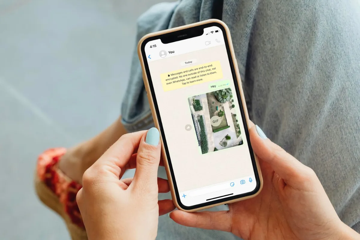 واتساب يضيف ميزة الصور الحية إلى iOS مع بقاء الحركة والصوت