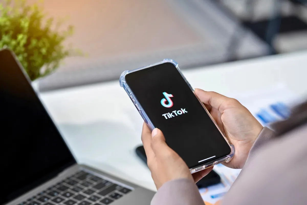 قرار حاسم يلوح في الأفق لتيك توك… هل تأتي المهلة الرابعة من ترامب؟