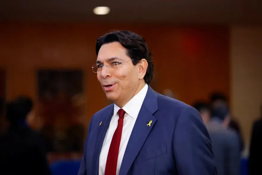 مبعوث إسرائيل بالأمم المتحدة يتوعد حماس إذا رفضت خطة ترامب للسلام في غزة