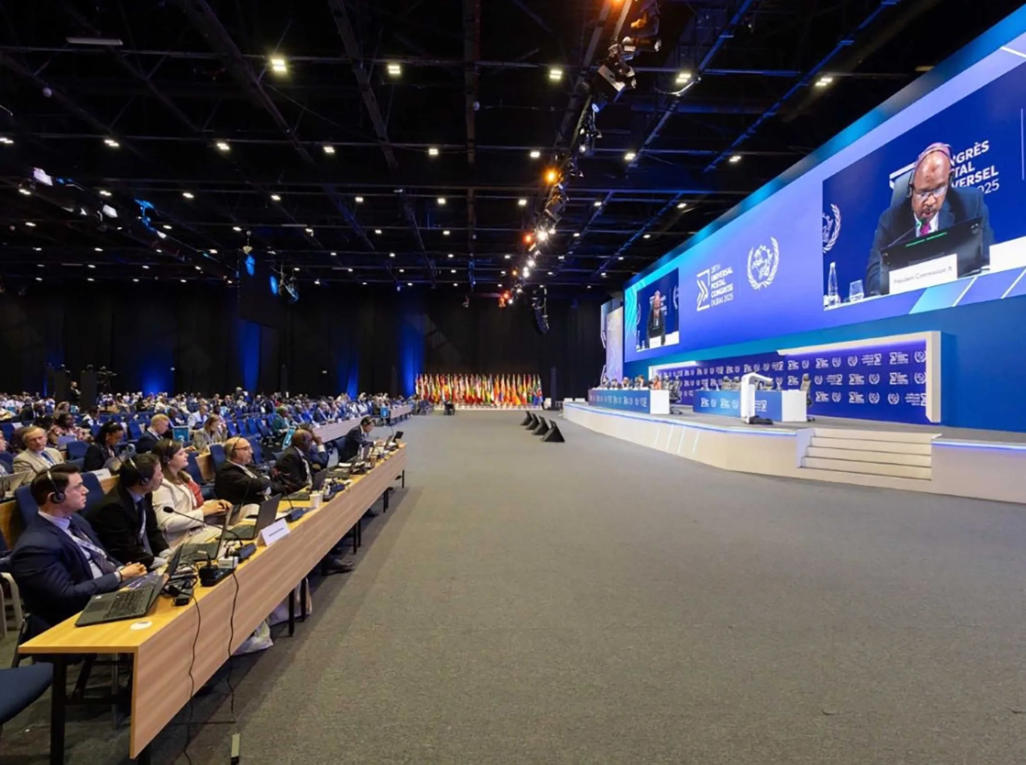 اختتام الأسبوع الأول من مؤتمر الاتحاد البريدي العالمي في دبي 2025