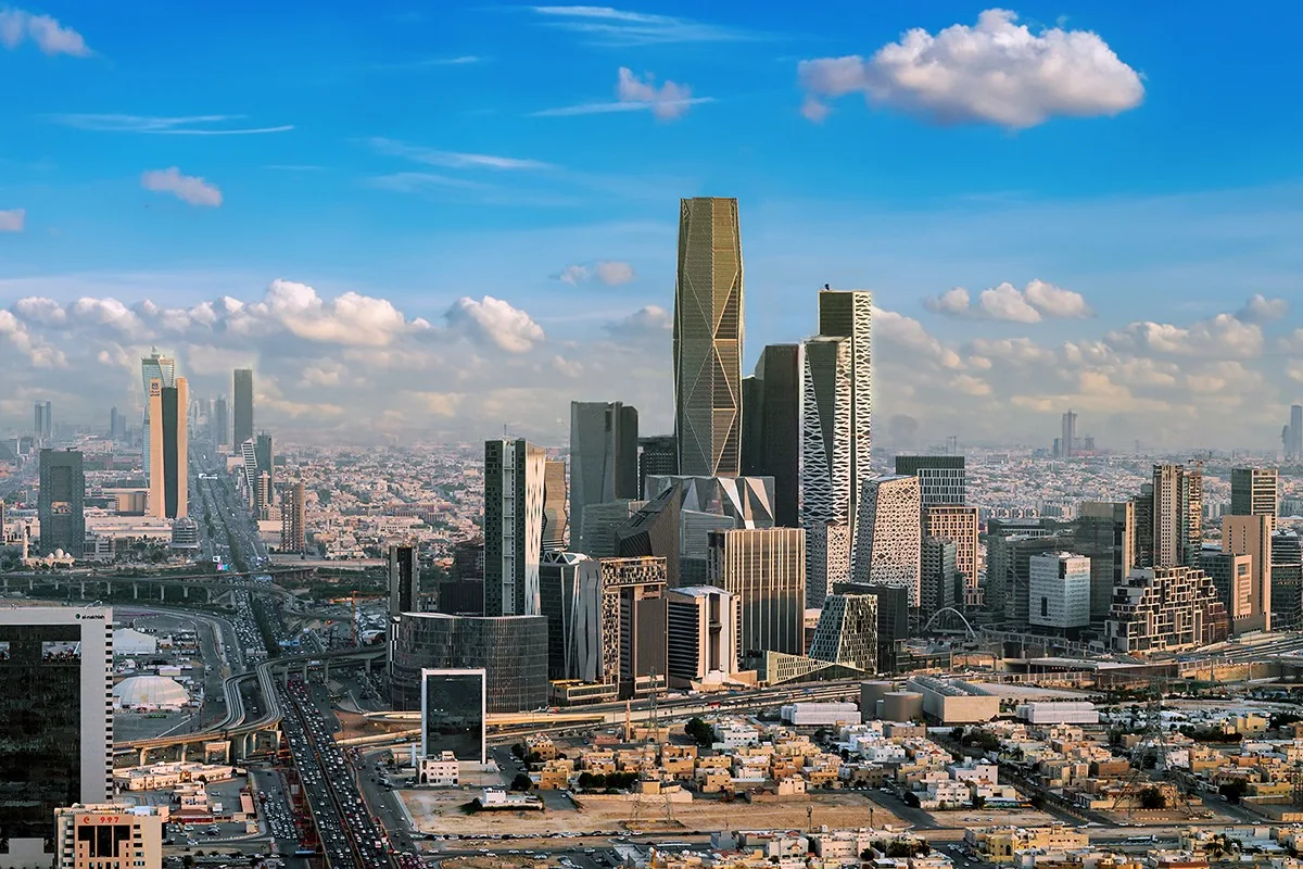 بيع سندات دولارية من قبل صندوق الاستثمارات السعودي بقيمة ملياري دولار