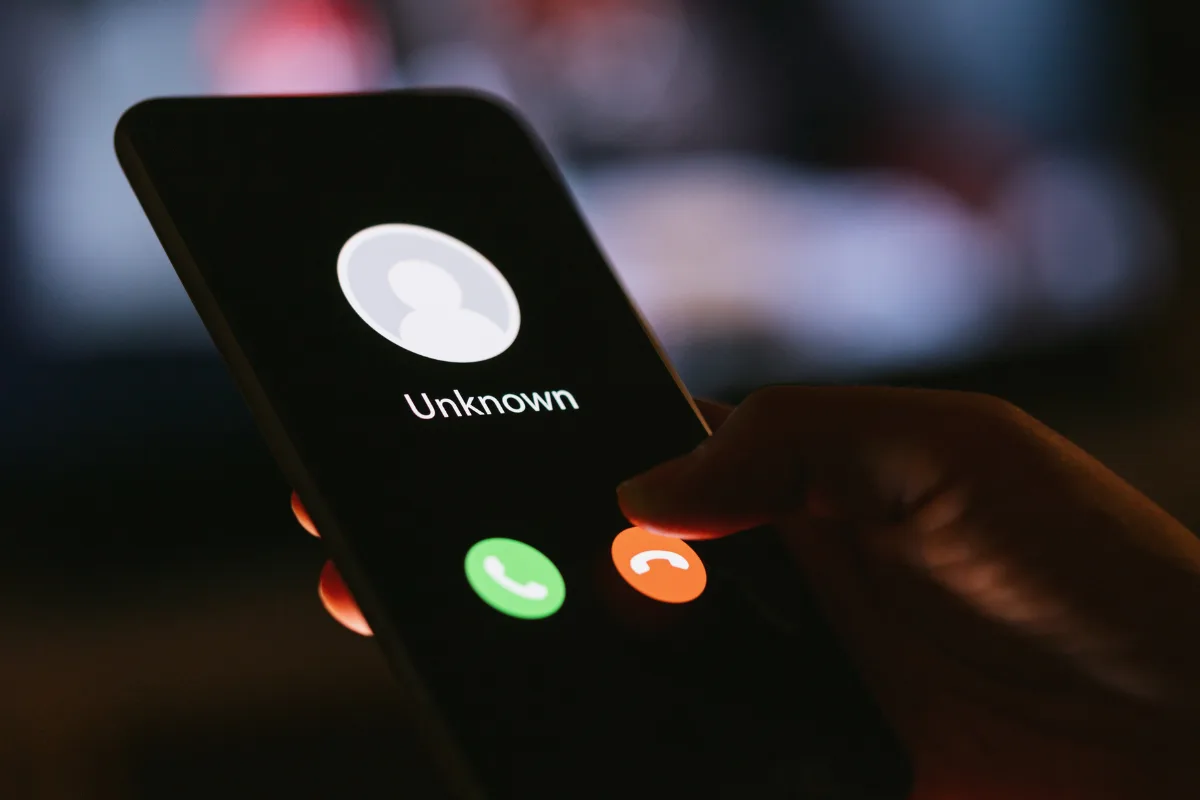 لا تتحدث مع الغرباء الإمارات تطلق حملة لمكافحة الجرائم الإلكترونية