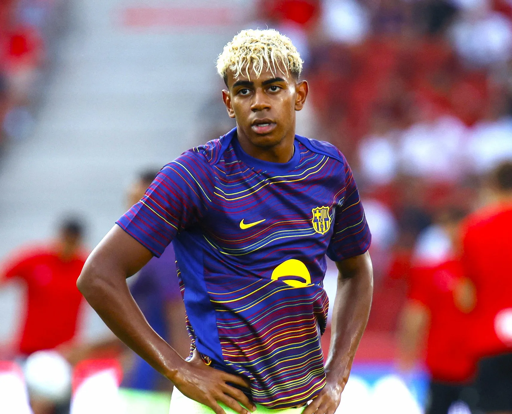 لامين يامال يقترب من شراء قصر بيكيه وشاكيرا السابق بقيمة 14 مليون يورو