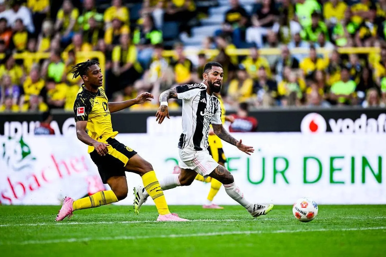 تعادل مثير بين يوفنتوس وبوروسيا دورتموند 4-4 في دوري الأبطال