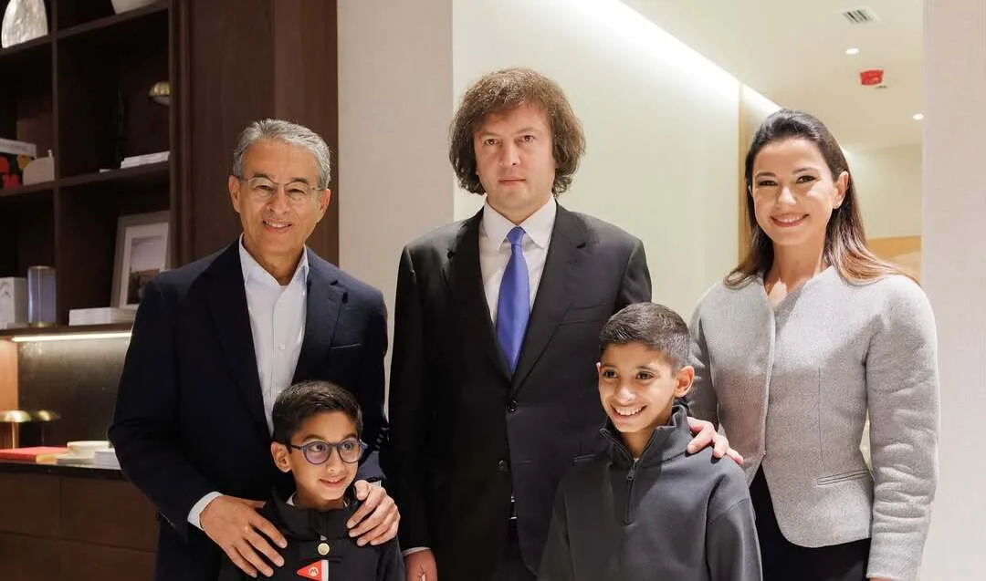 رجل الأعمال الإماراتي محمد العبار يزور مركز عرض «إيجل هيلز جورجيا»