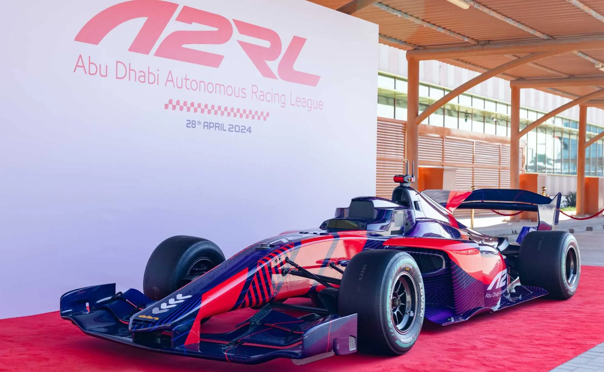 الذكاء الاصطناعي يهزم البشر رسمياً على الحلبة.. سباق A2RL يعلن التفوق