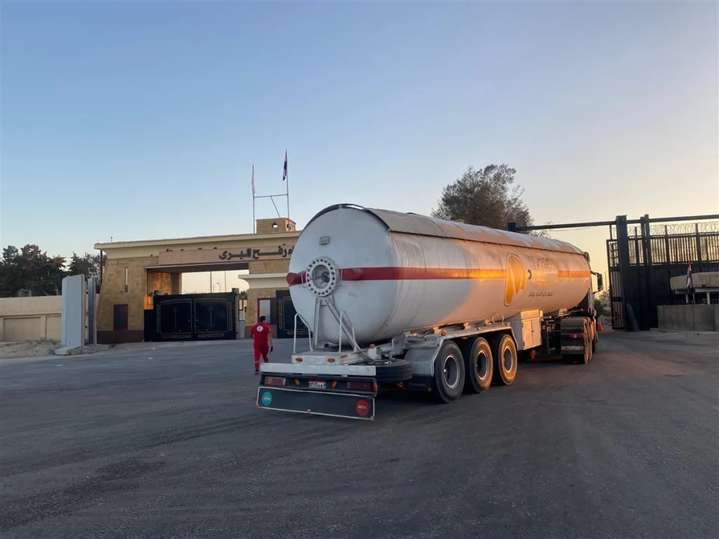 توزيع المساعدات في غزة