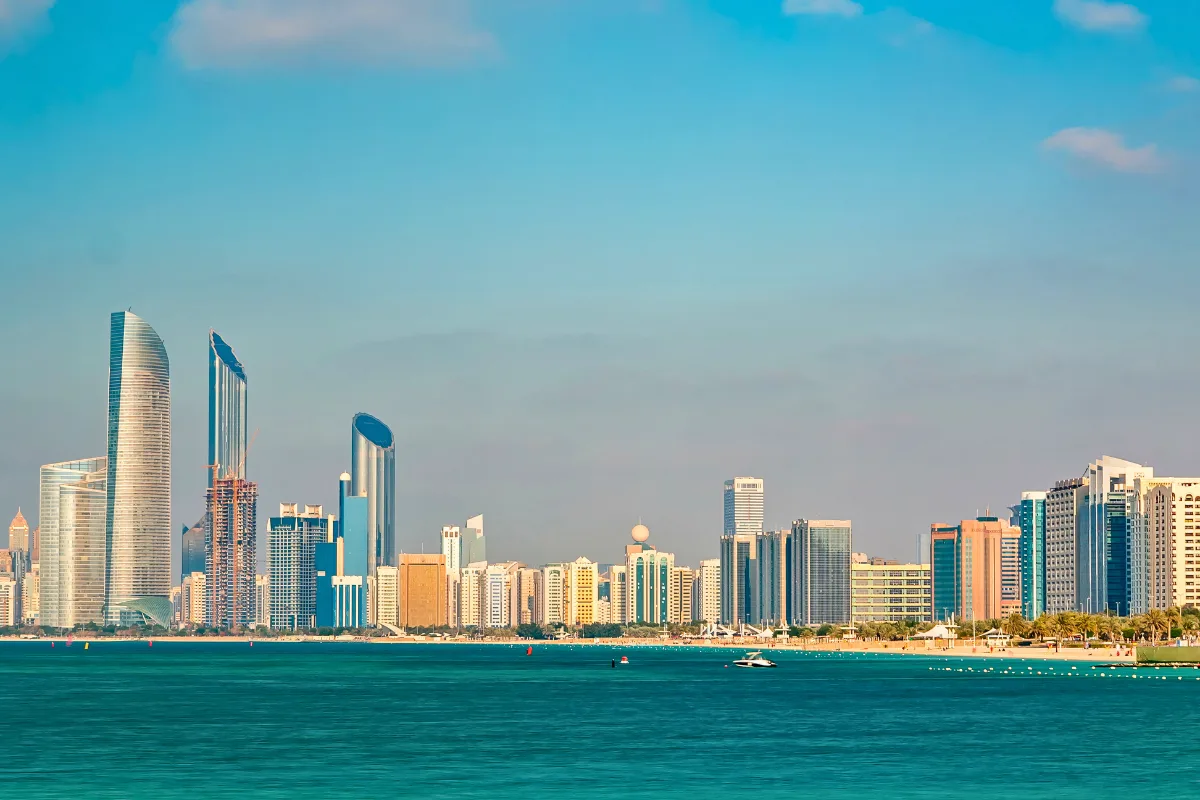 صندوق النقد الدولي يتوقع نمواً بـ4.8% لاقتصاد الإمارات في 2025