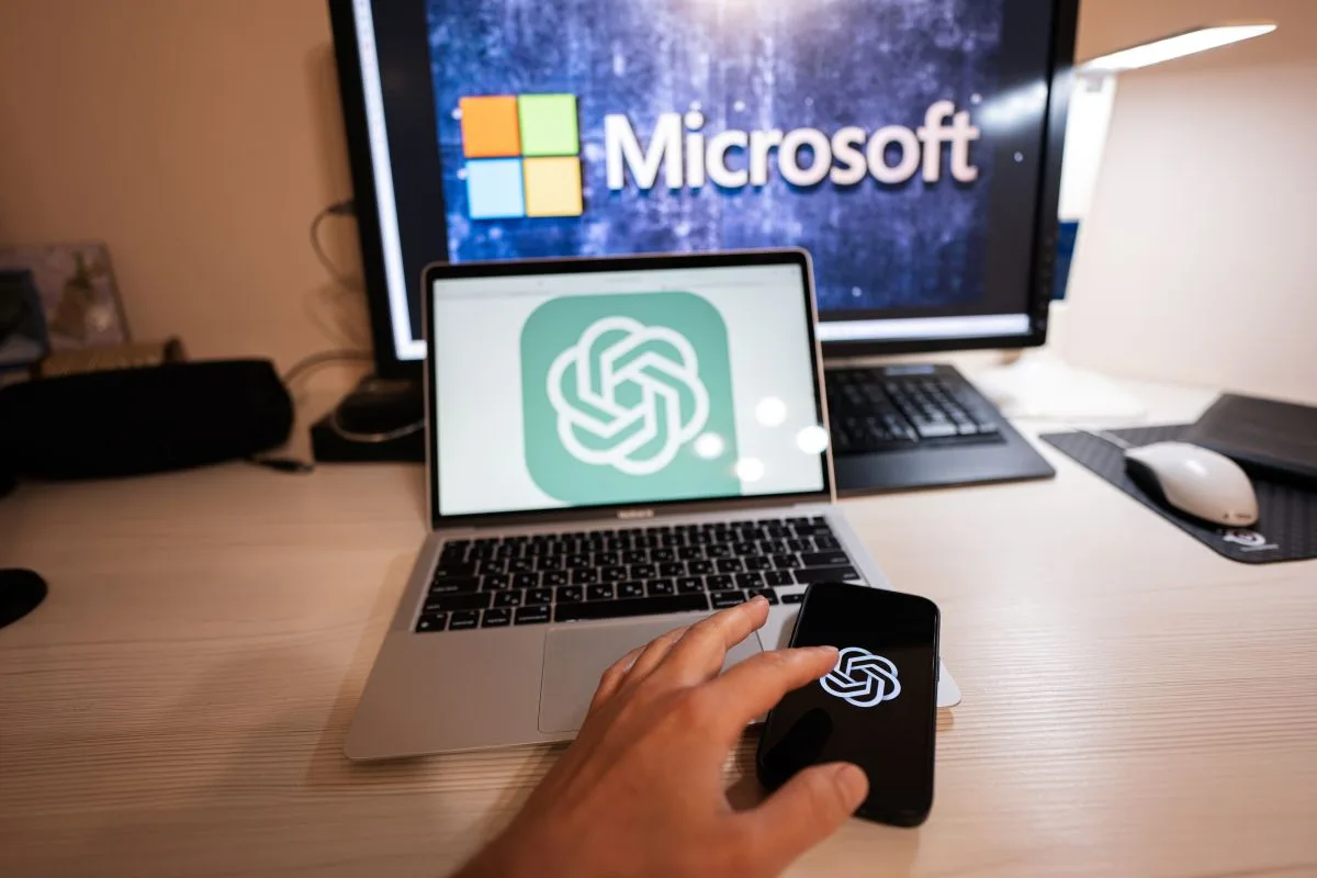 اتفاق جديد مع مايكروسوفت يقيم أوبن إيه.آي عند 500 مليار دولار