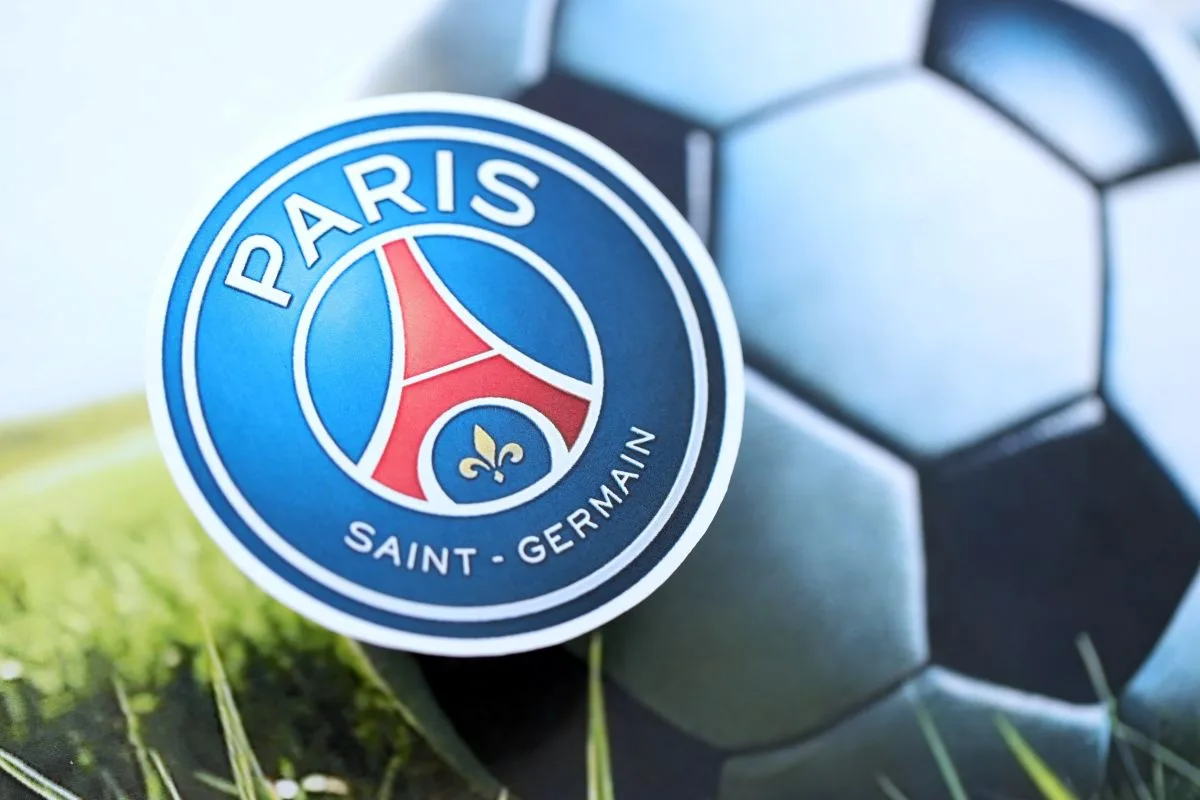 باريس سان جيرمان يحقق إيرادات قياسية بقيمة 837 مليون يورو