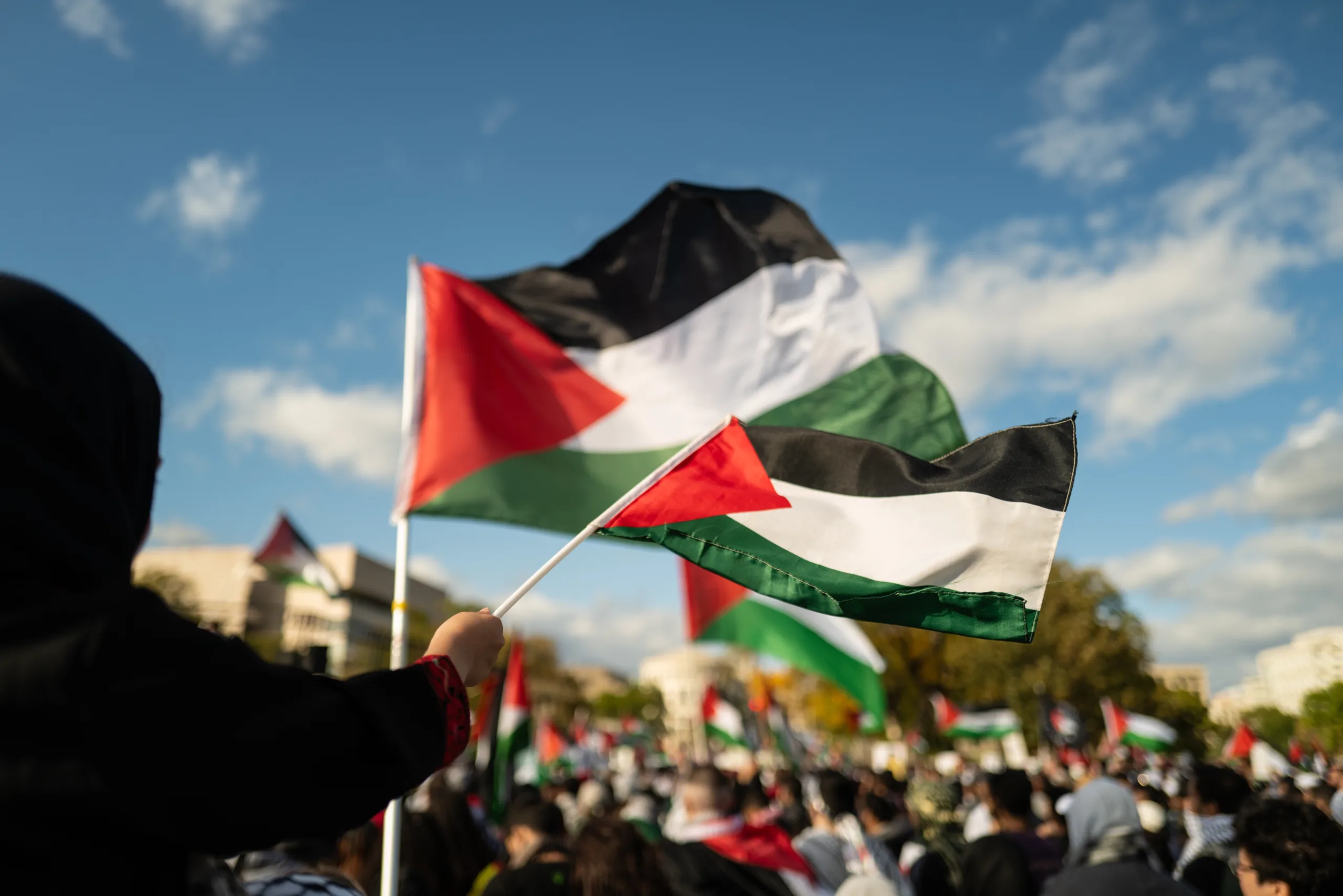 إرسال أول عناصر القوة الدولية إلى غزة: 3 جنود ألمان فقط وبدون تسليح