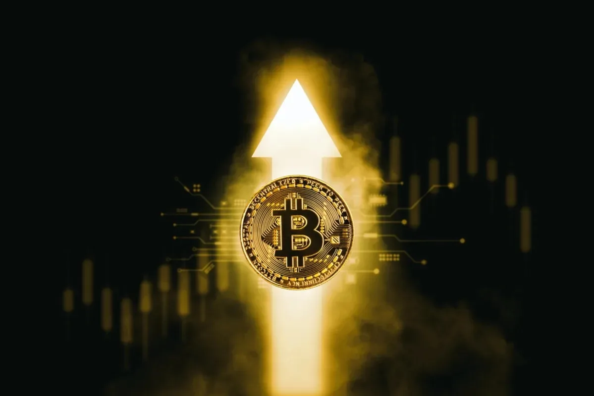 بيتكوين تتجاوز 125 ألف دولار مسجلة أعلى مستوياتها التاريخية