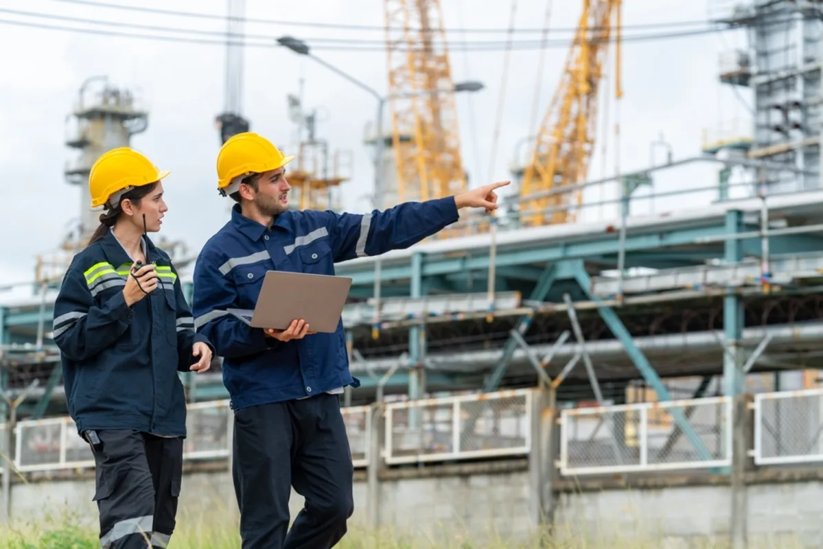 توقعات بارتفاع تكاليف الطاقة في 2026 نتيجة رسوم ترامب