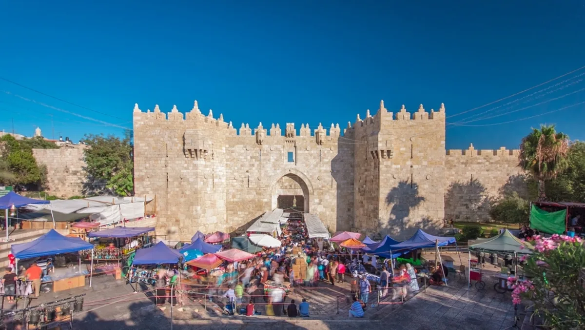 سوريا تقر إغلاق المحال التجارية في دمشق عند الساعة 9 مساءً