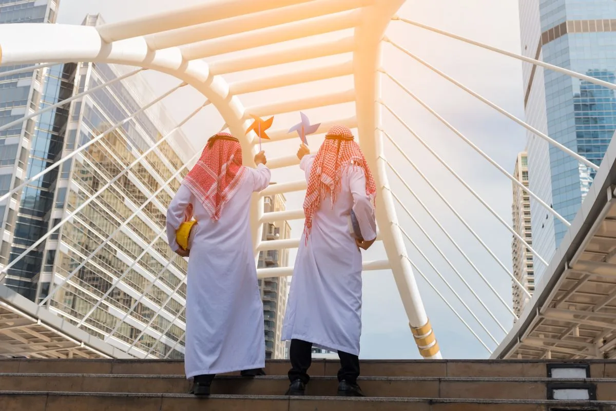 السعودية ترسي 5 مشروعات طاقة متجددة بـ 4.5 جيجاوات