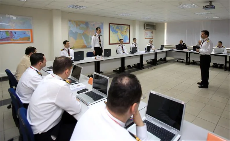 تركيا تفتح ثكناتها وأكاديمياتها أمام الجيش السوري