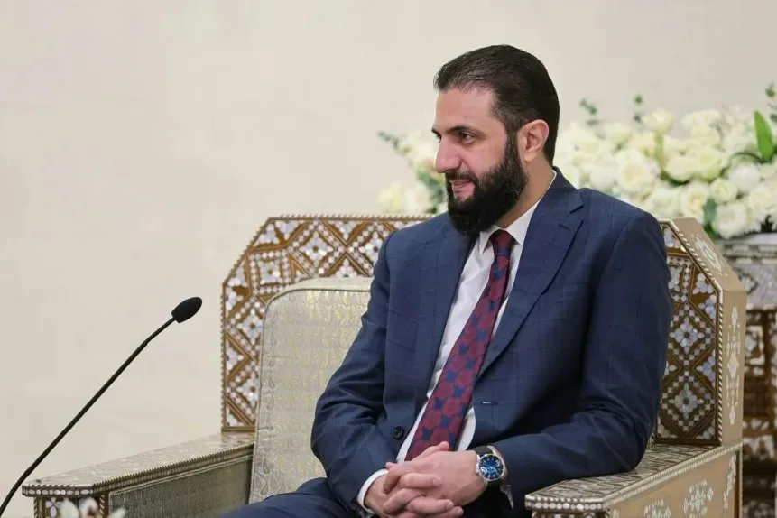 الرئيس السوري الشرع يزور موسكو غداً الأربعاء لبحث التعاون الدفاعي