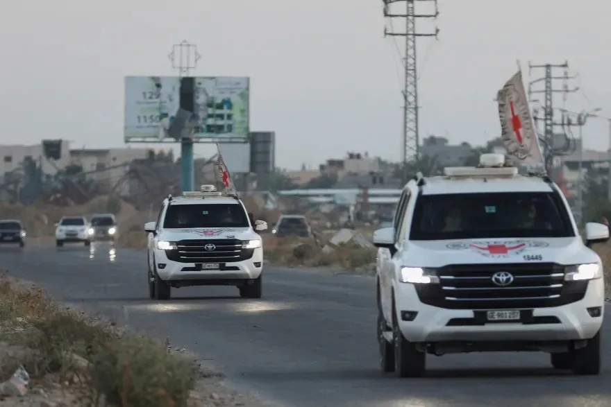 قافلة مركبات الصليب الأحمر الدولي في قطاع غزة