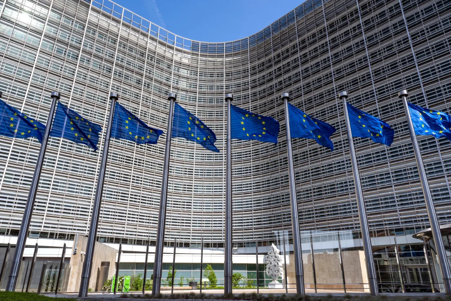 المفوضية الأوروبية تقدم مقترحًا لتحديث سياسة المناخ الأوروبية