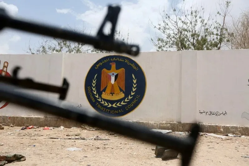 مقتل 12 بينهم 4 جنود في هجوم للقاعدة بجنوب اليمن