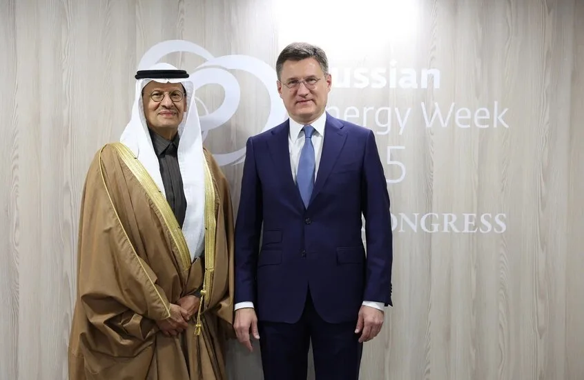 مسؤولون روس وسعوديون يبحثون مشروعات طاقة مشتركة في موسكو