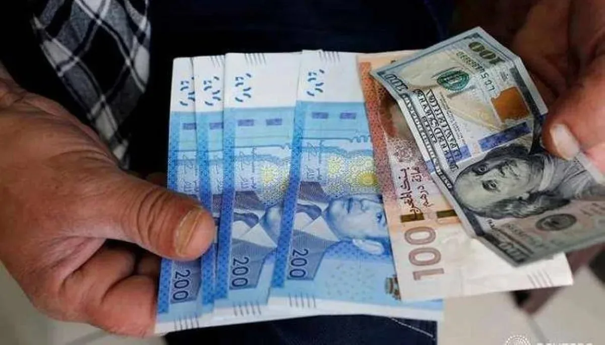 هبوط غير متوقع للدرهم المغربي مقابل الدولار واليورو