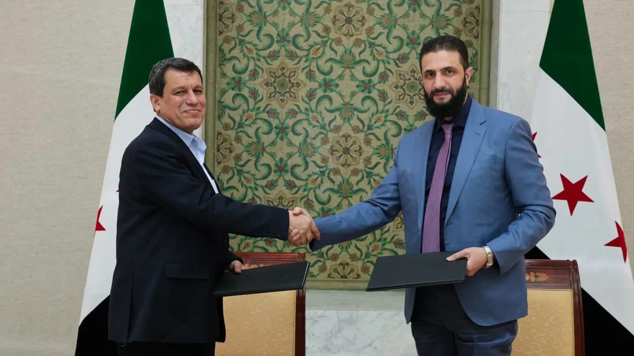 بعد ساعات من اشتباكات حلب.. مظلوم عبدي يلتقي أحمد الشرع في دمشق