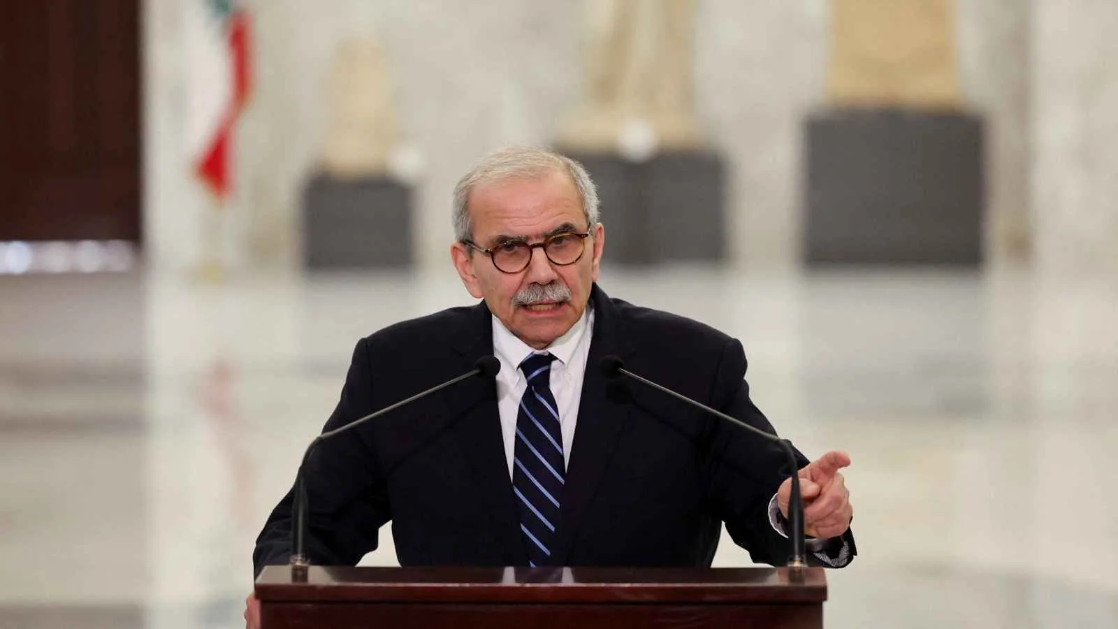 لبنان يطلق خطة شاملة لاستعادة الودائع المصرفية خلال 4 سنوات