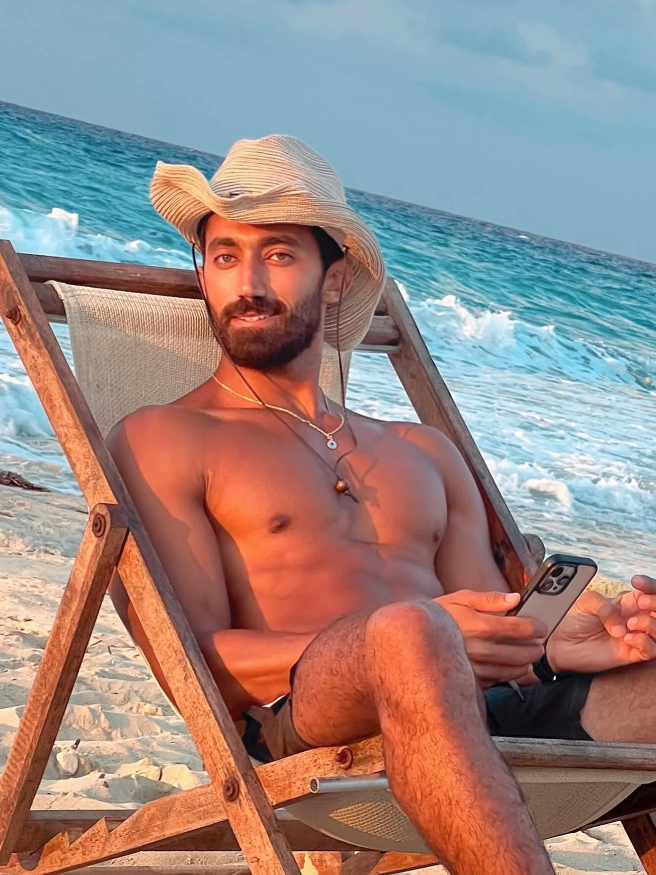 من هو أحمد تيمور زوج مي عز الدين؟ - لنا