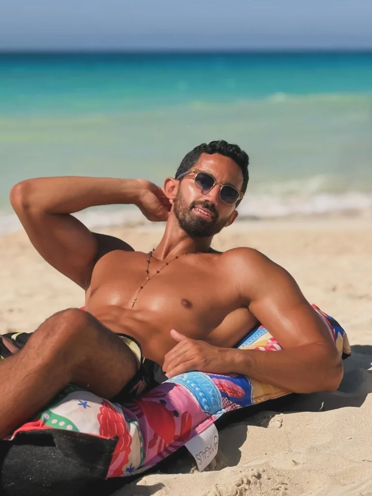 من هو أحمد تيمور زوج مي عز الدين؟ - لنا