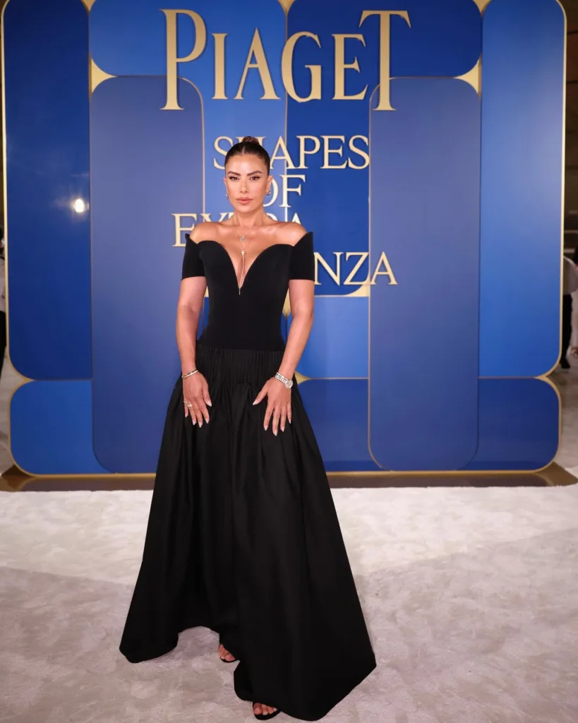 صبا مبارك تتألق بإطلالة عصرية أنيقة من جورج حبيقة في حفل بياجيه بأبوظبي