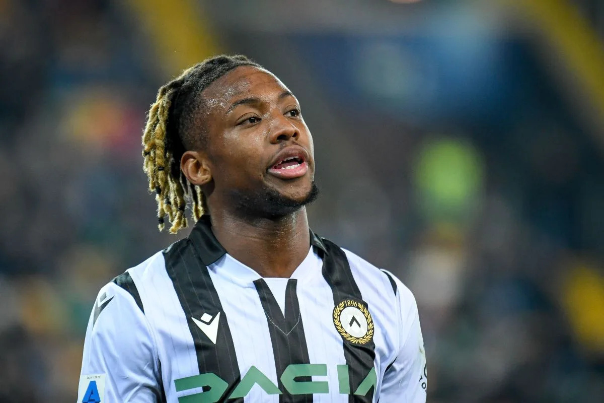 توتنهام يدعم أودوجي بعد تعرضه لتهديد مزعوم بسلاح ناري