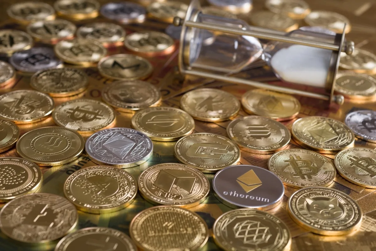 بيتكوين تواصل الهبوط: انخفاض إلى 95,131 دولار وأدنى مستوى منذ أبريل