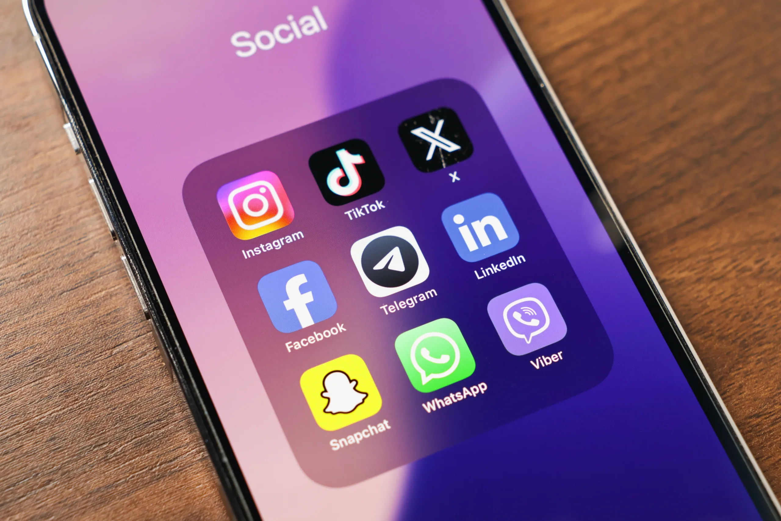 حظر مواقع التواصل