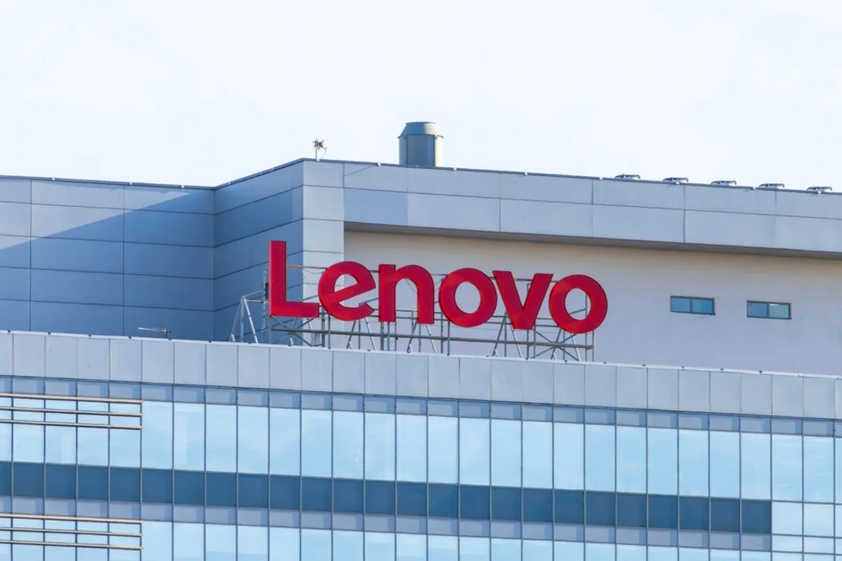 لينوفو تعلن موعد بدء الإنتاج التجريبي في مصنعها بالسعودي