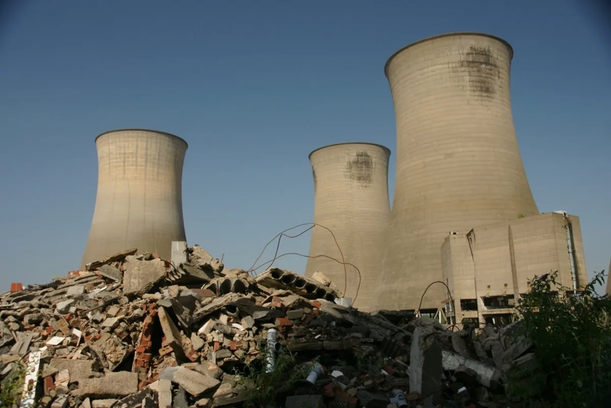 انهيار في محطة كهرباء بكوريا الجنوبية