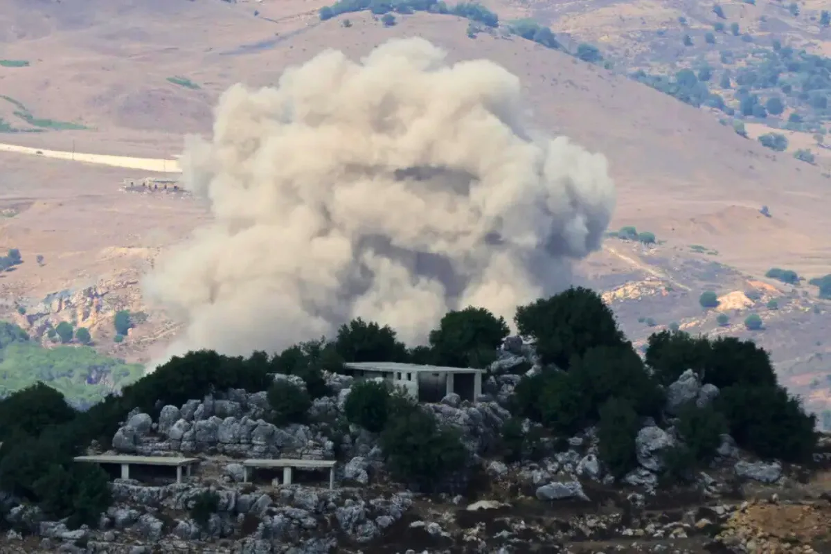 جرحى في غارة إسرائيلية على بلدة البيسارية جنوب لبنان