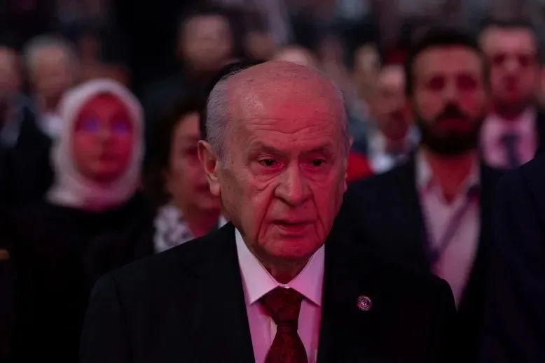 بهجلي حليف أردوغان يدعو لإطلاق سراح صلاح الدين دميرطاش