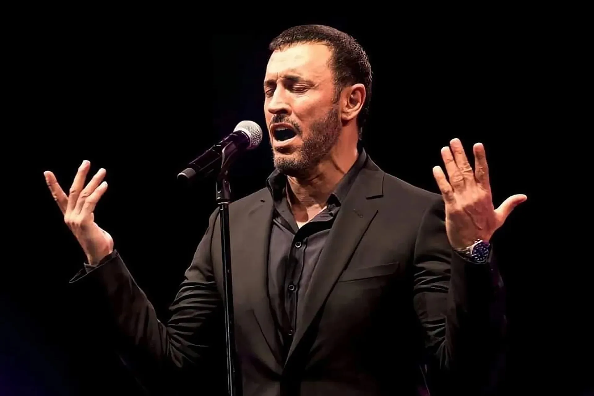 النجم كاظم الساهر يحيي أمسية غنائية في الأردن اليوم