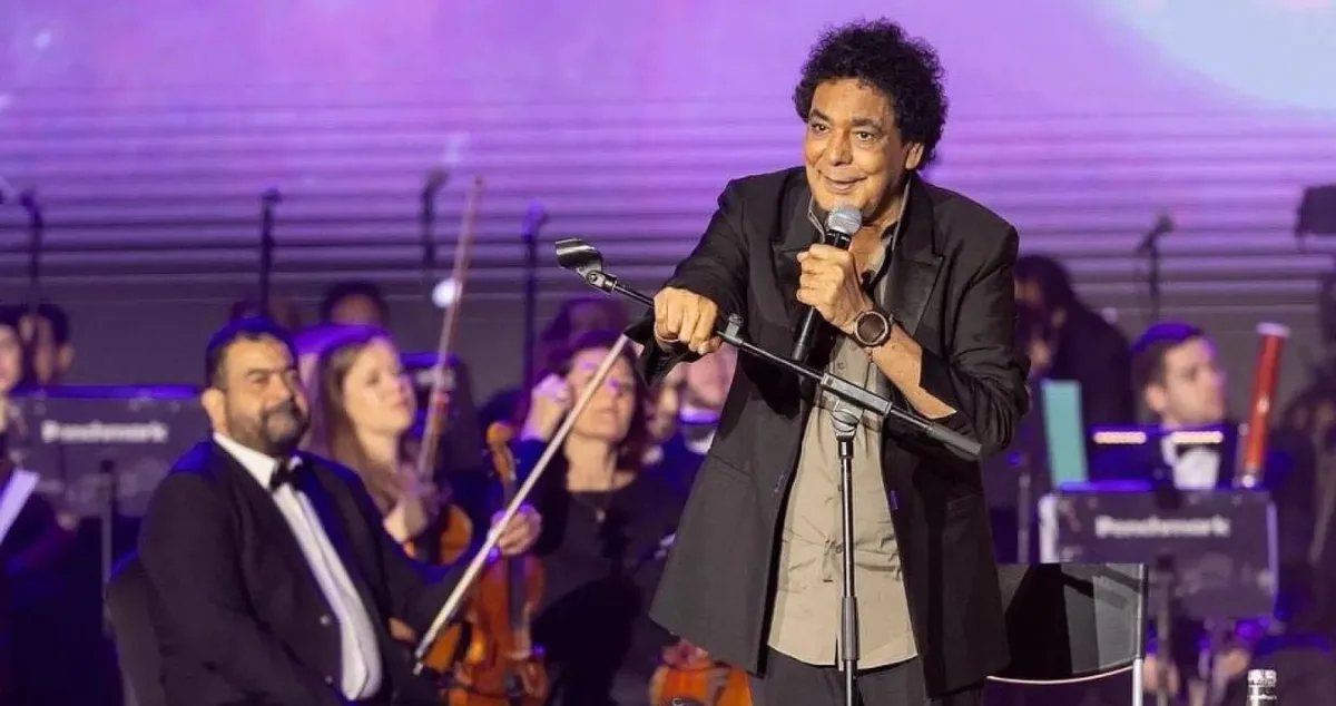 محمد منير يتعرّض لوعكة صحية مفاجئة أثناء تسجيل أغانيه الجديدة