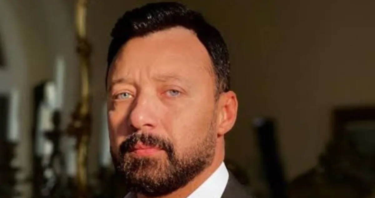 أحمد فهمي: شاركت في “السلم والثعبان” كضيف شرف تقديرًا لطارق العريان.. ومتحمس لـ”قهوة مع مرام 2″