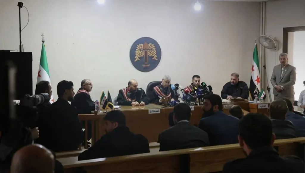 سوريا تبدأ أولى جلسات محاكمة مرتكبي مجازر الساحل
