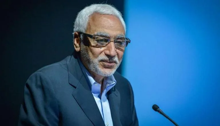 الشيخ محمد بن راشد يكرّم البروفيسور عباس الجمل بجائزة نوابغ العرب للهندسة 2025