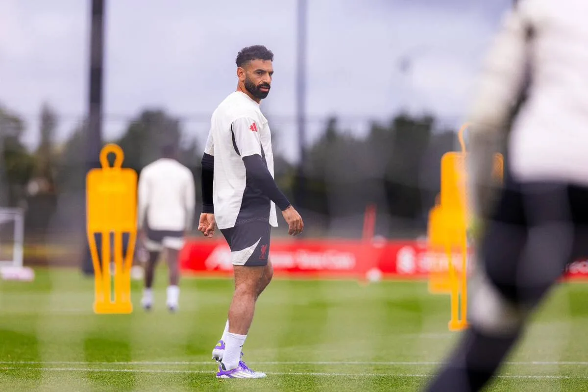 هل لعب محمد صلاح آخر مبارياته مع ليفربول؟ سلوت يترك الإجابة مفتوحة
